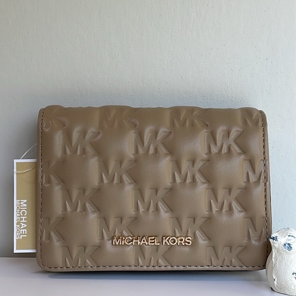 Michael Kors Jet Set Tan Wallet New With Tag 🏷️ - Picture 1 of 11
